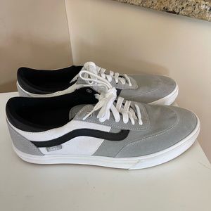 VANS SZ 11 offers welcome